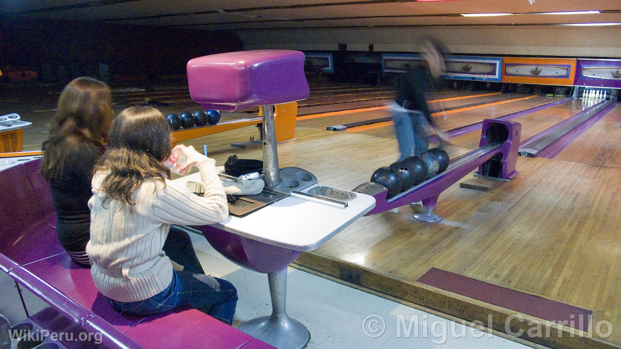 Bowling, Lima