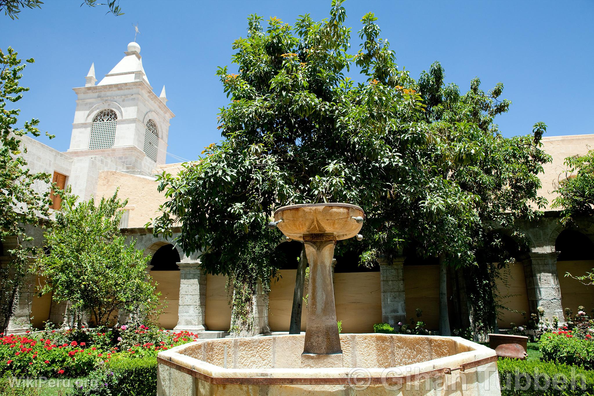 glise Santa Teresa, Arequipa