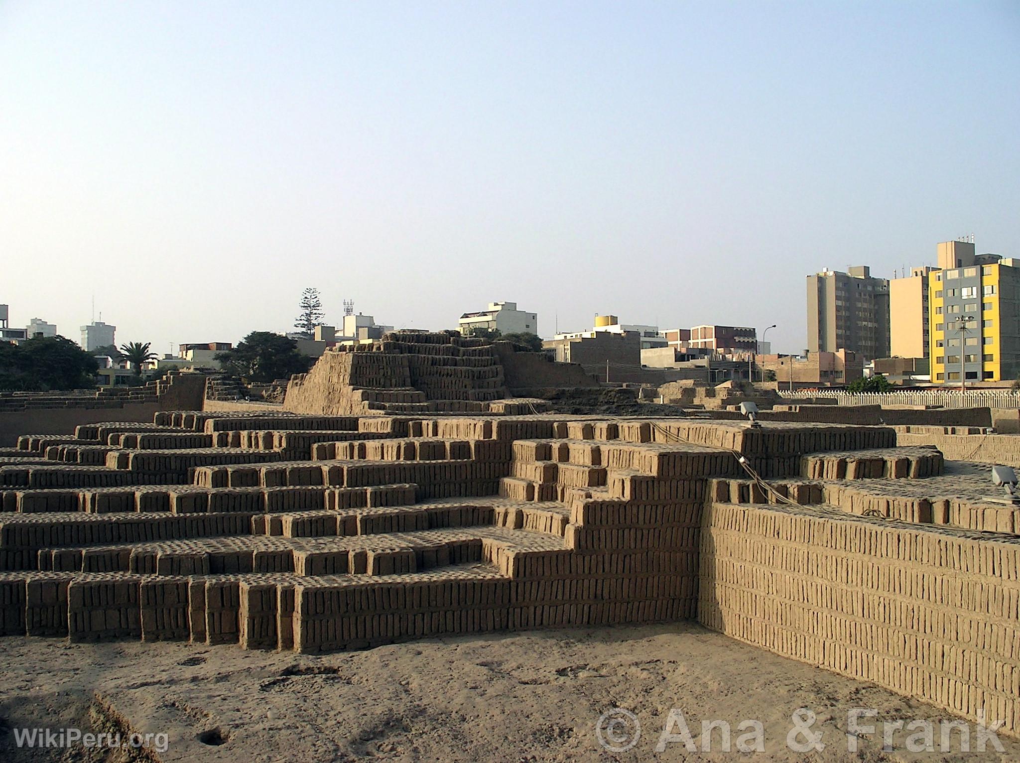 Huaca, Lima