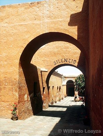 Couloir du couvent de Santa Catalina  Arequipa