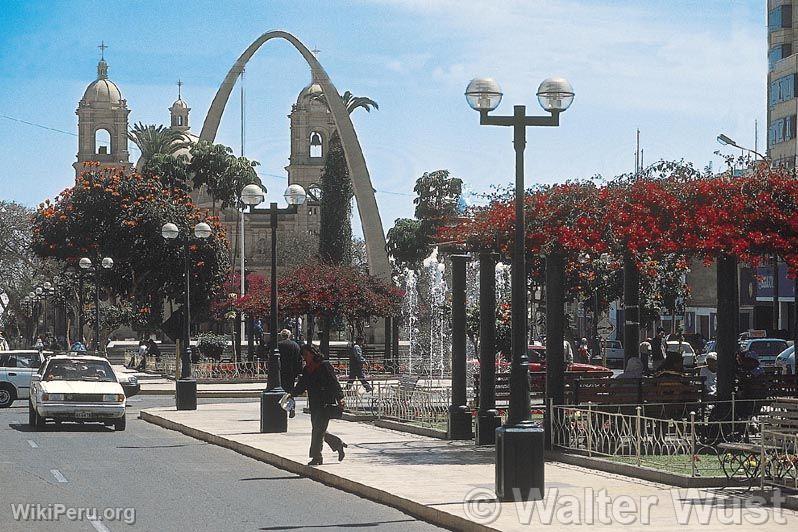 Alameda Bolognesi, Tacna