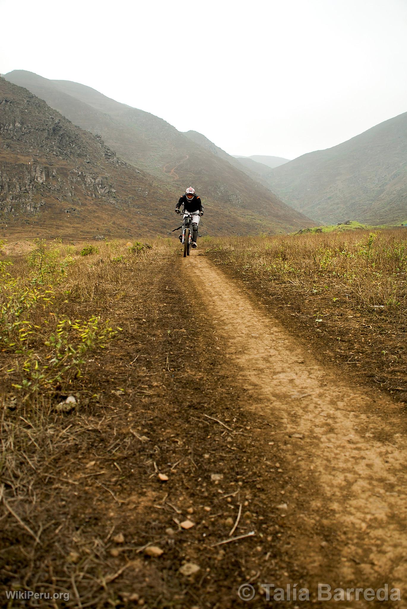 Cyclisme aux Lomas de Lcumo