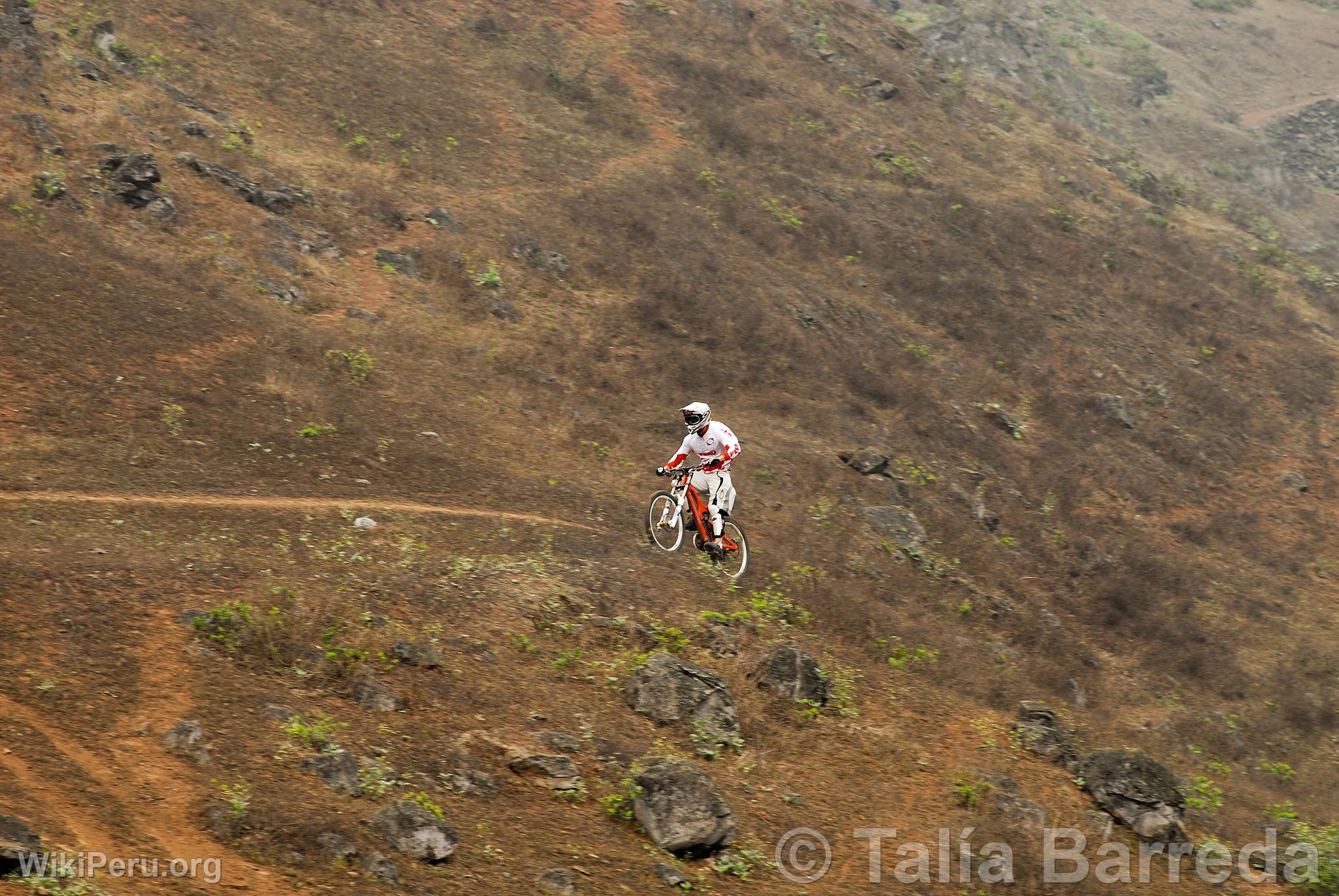 Cyclisme aux Lomas de Lcumo