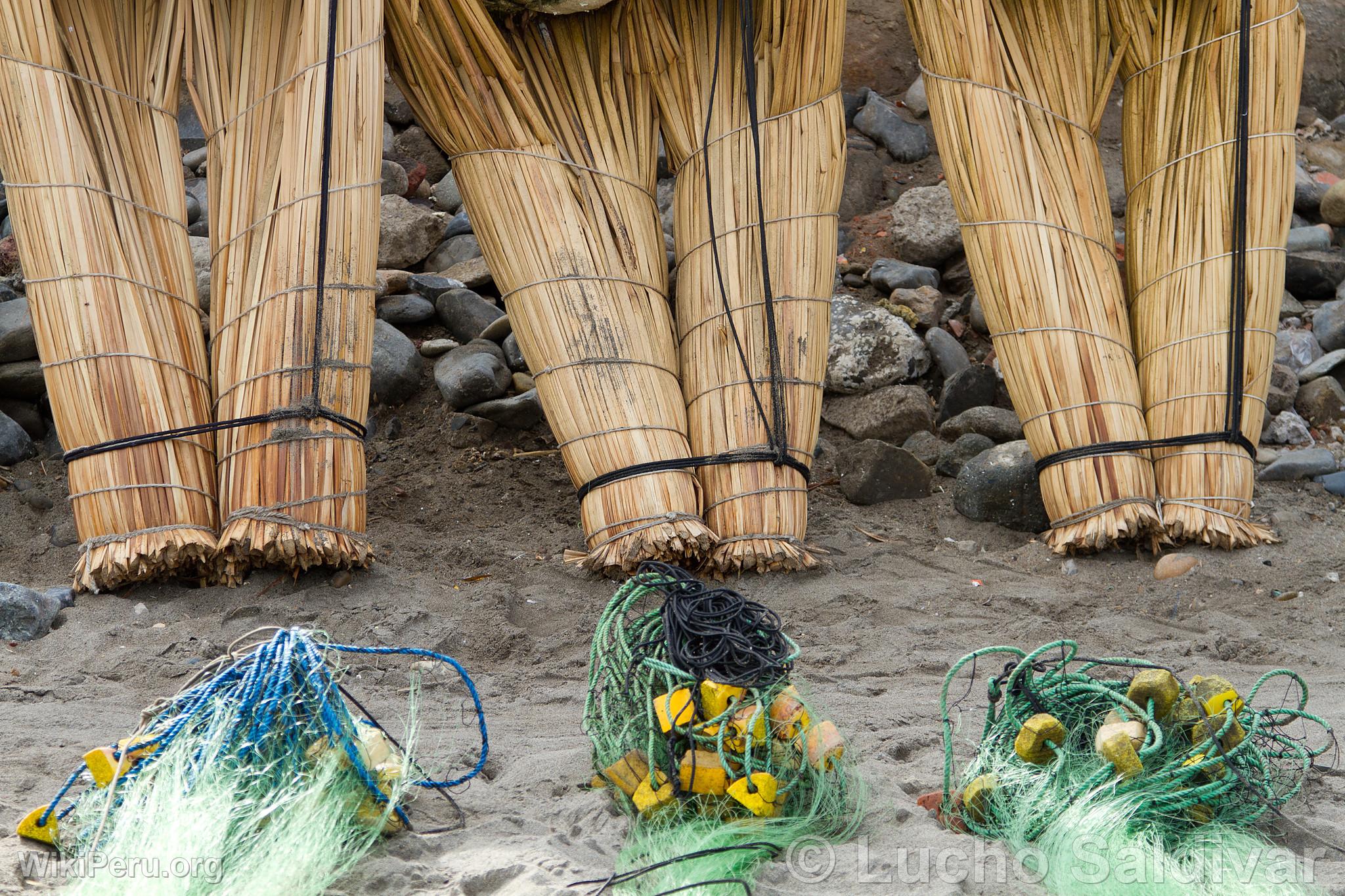 Caballitos de totora  Huanchaco