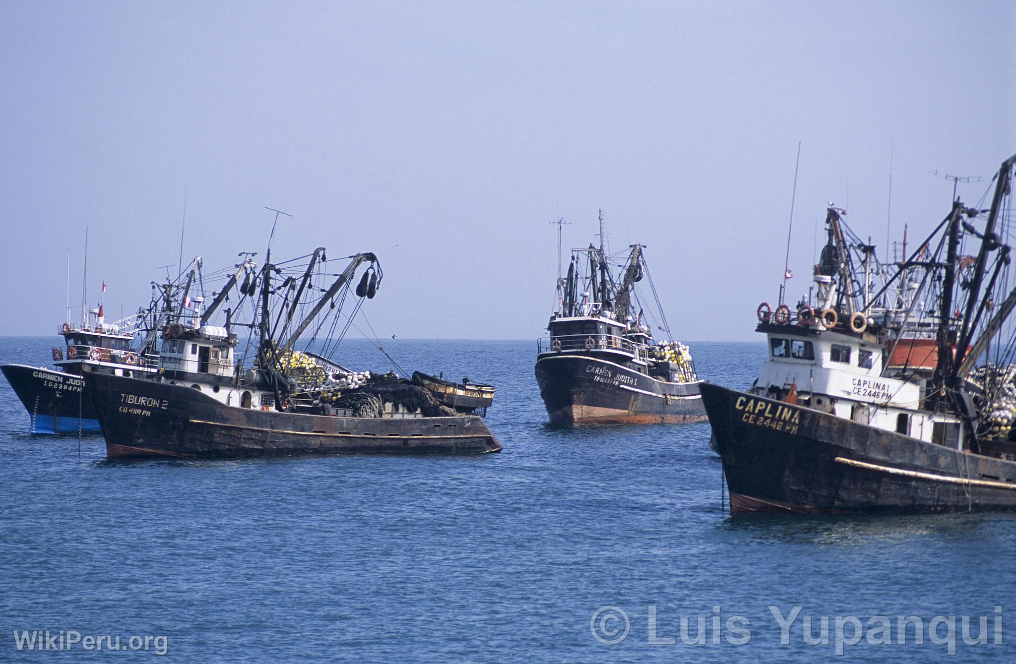 Bolicheras au port, Ilo