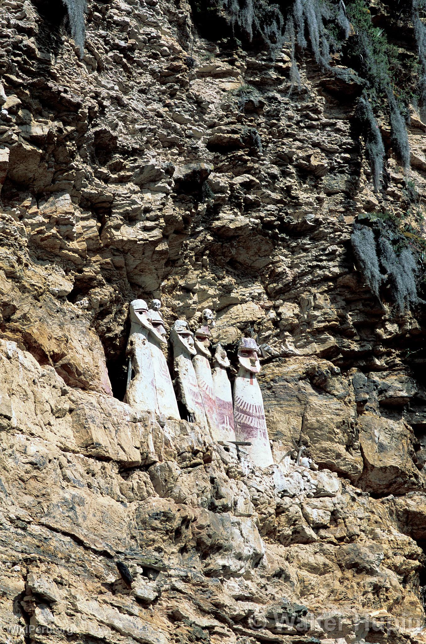 Sarcophages de Karajia