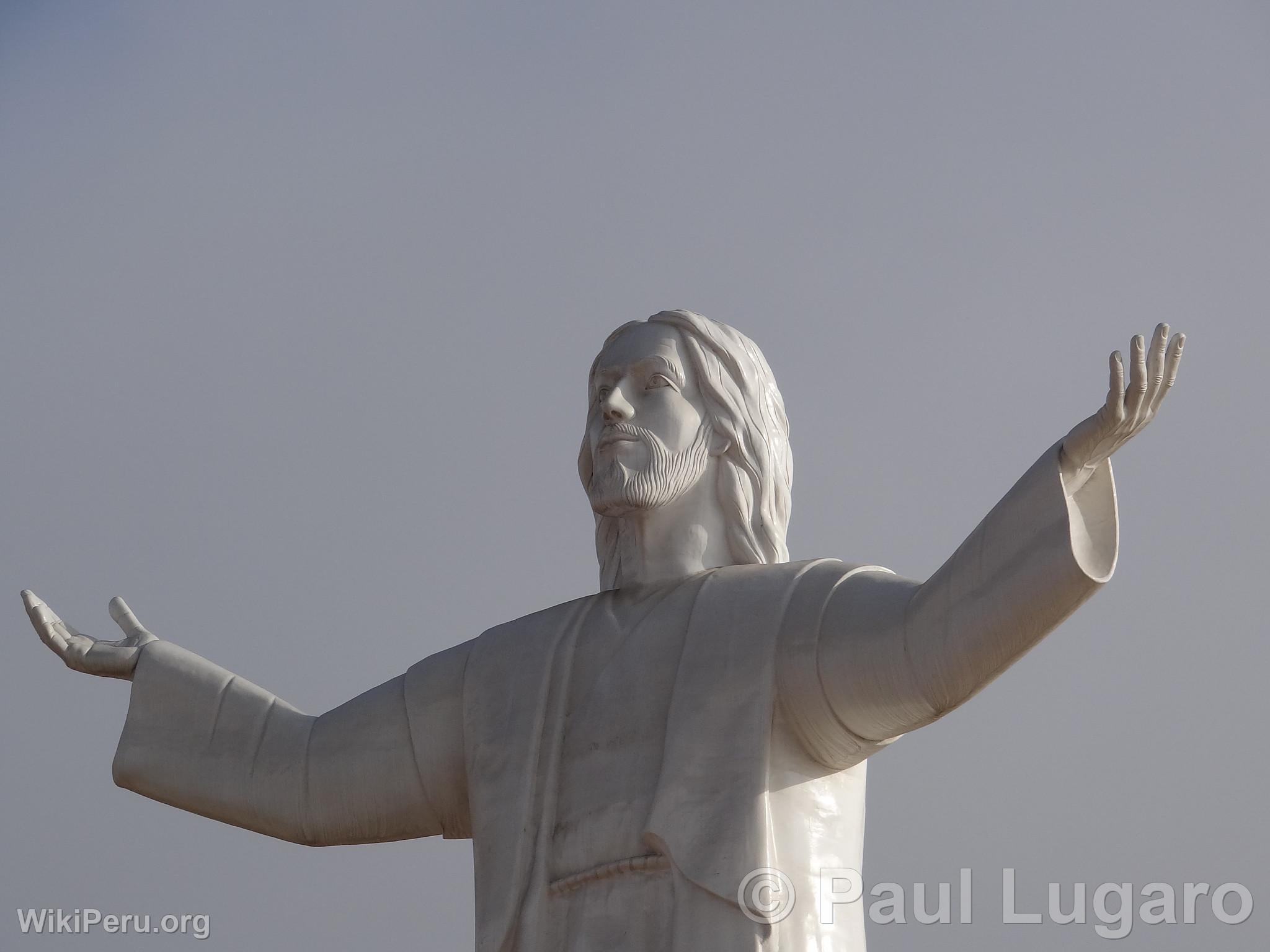 Le Christ du Pacifique, Lima