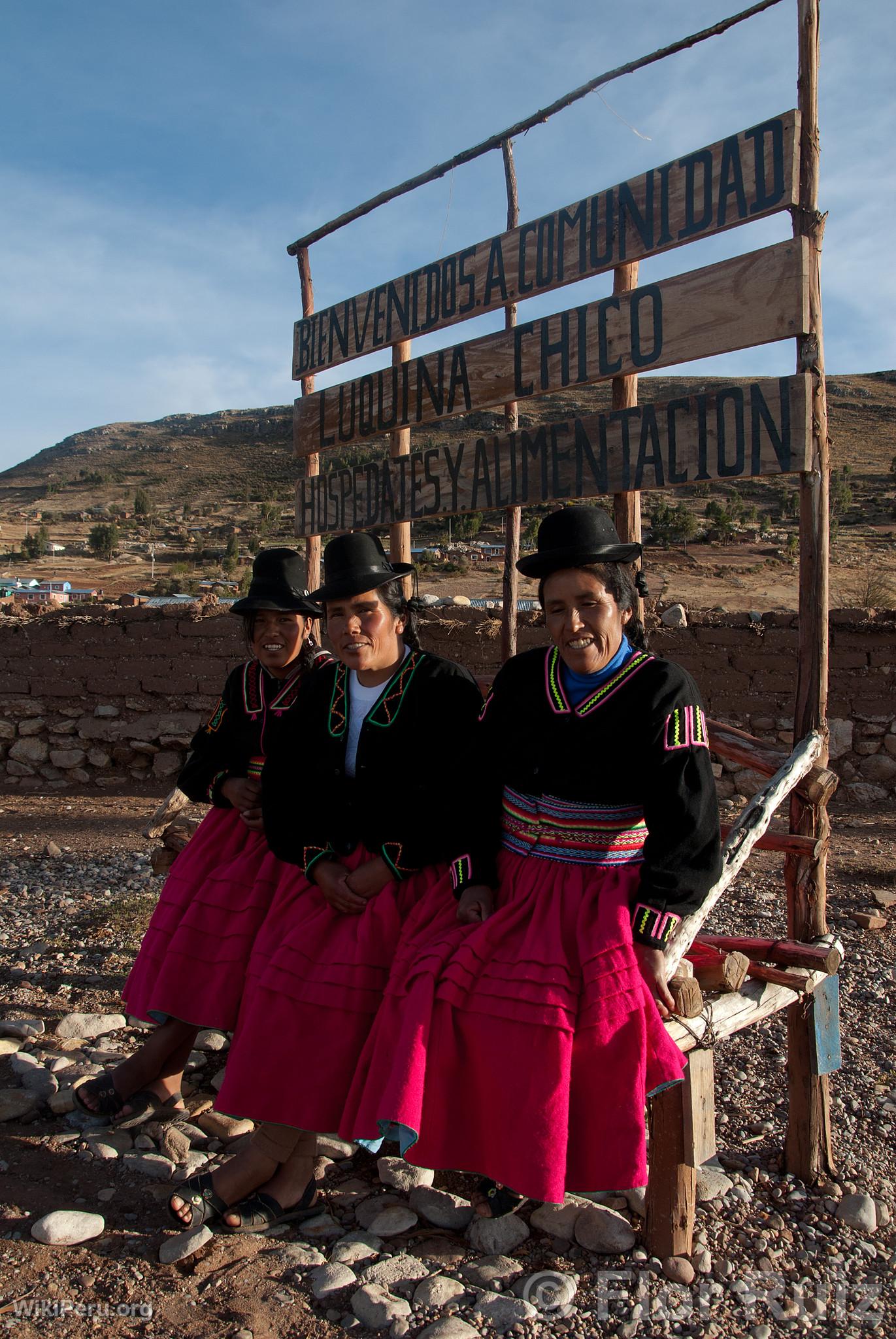 Habitantes de Luquina Chico