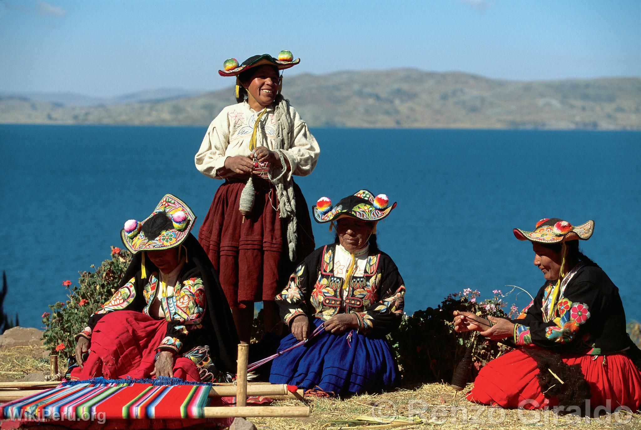 Artisans de Llachon et du lac Titicaca