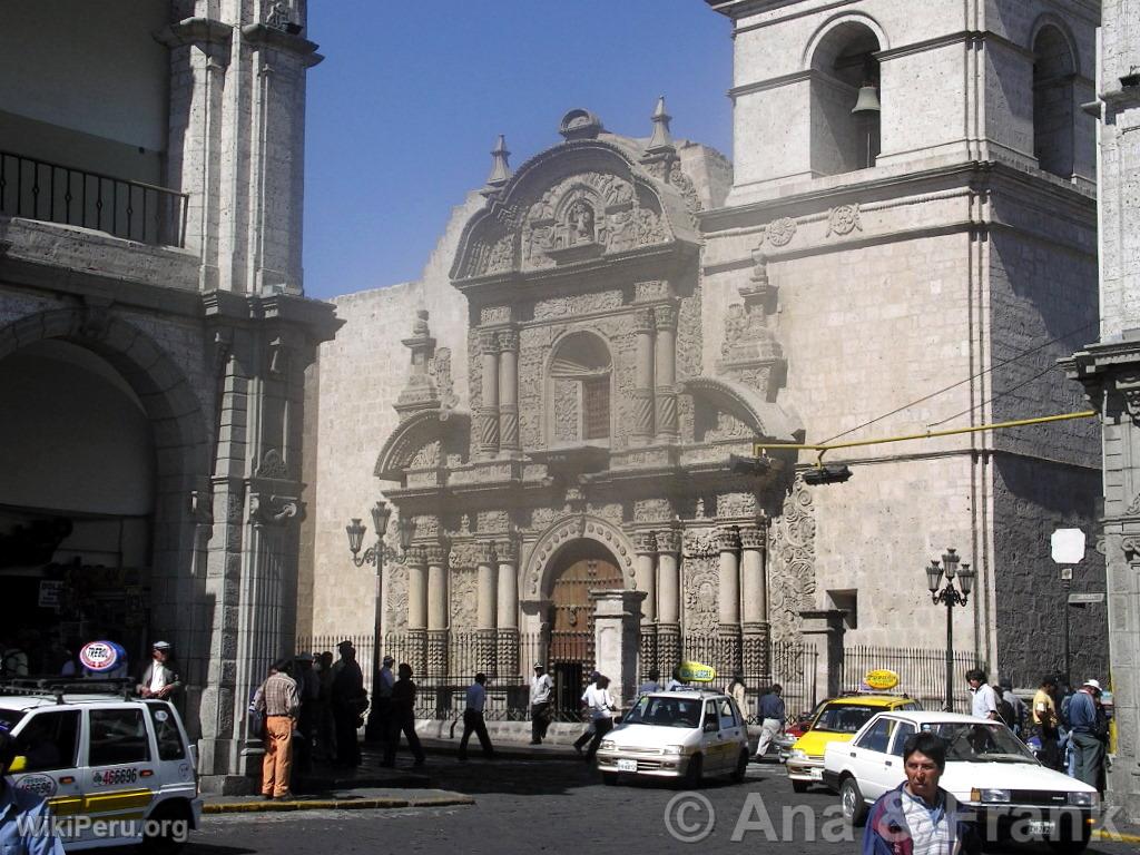 Couvent et glise de la Compaa de Jess, Arequipa