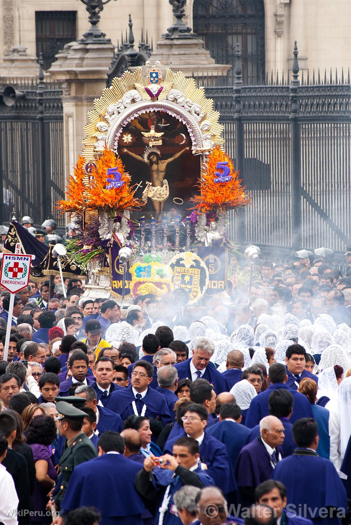 Procession du Seigneur des Miracles