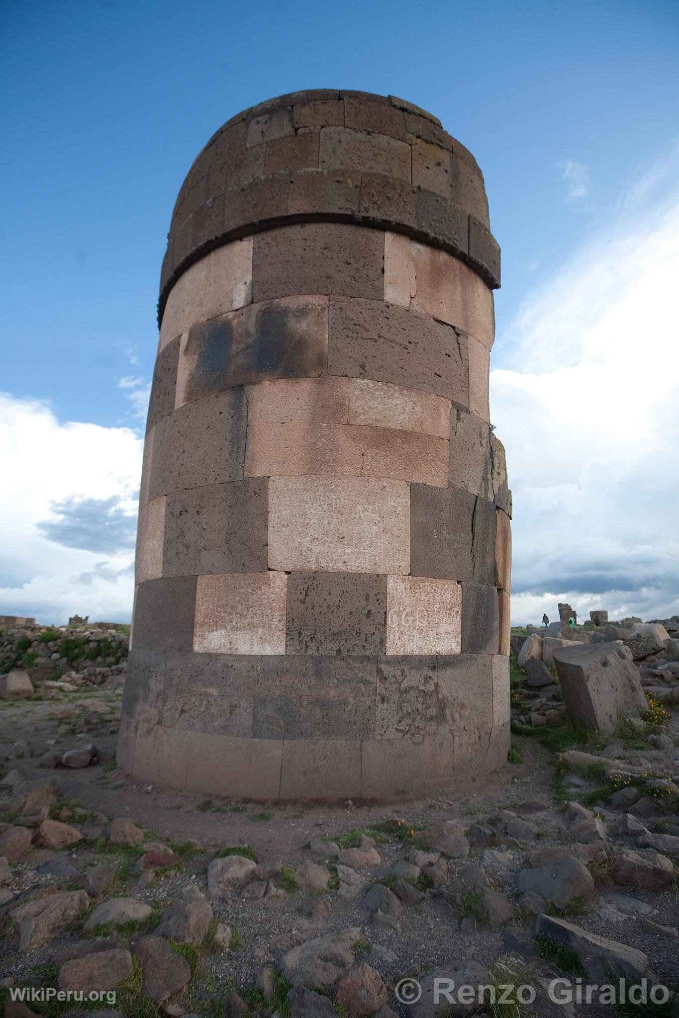 Chullpas de Sillustani