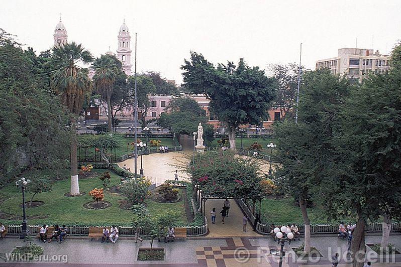 Place, Piura