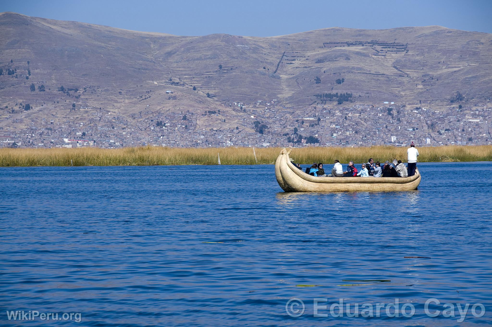 Touristes au Lac Titicaca