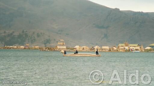 Lac Titicaca, Uros