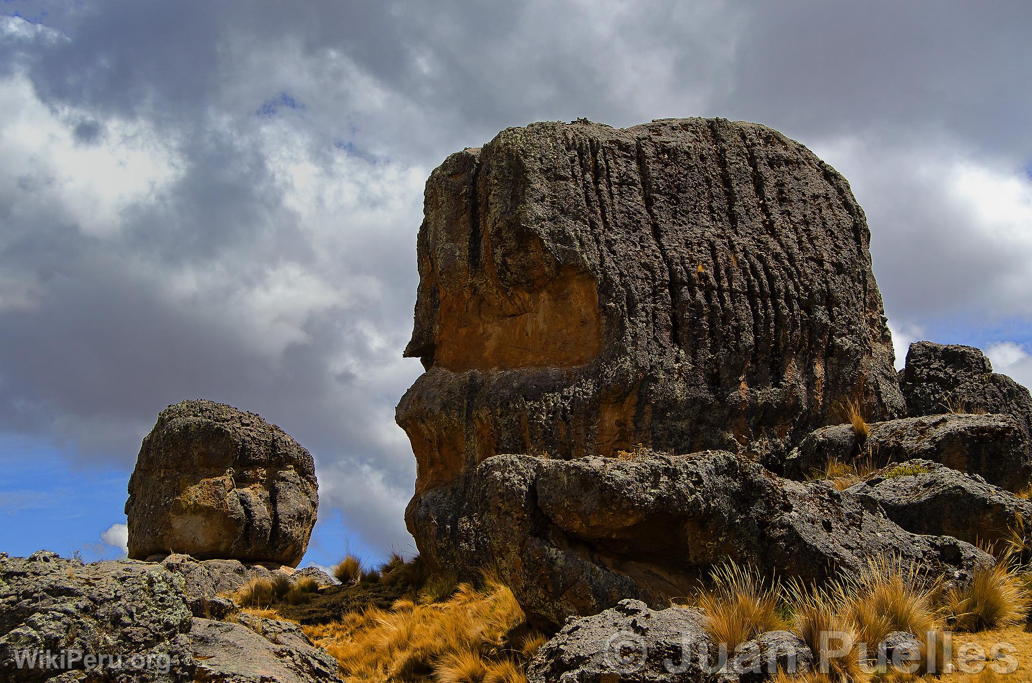 Fort de roches de Sachapite