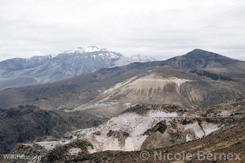 Valle de l'Osmore, au pied du Tixani