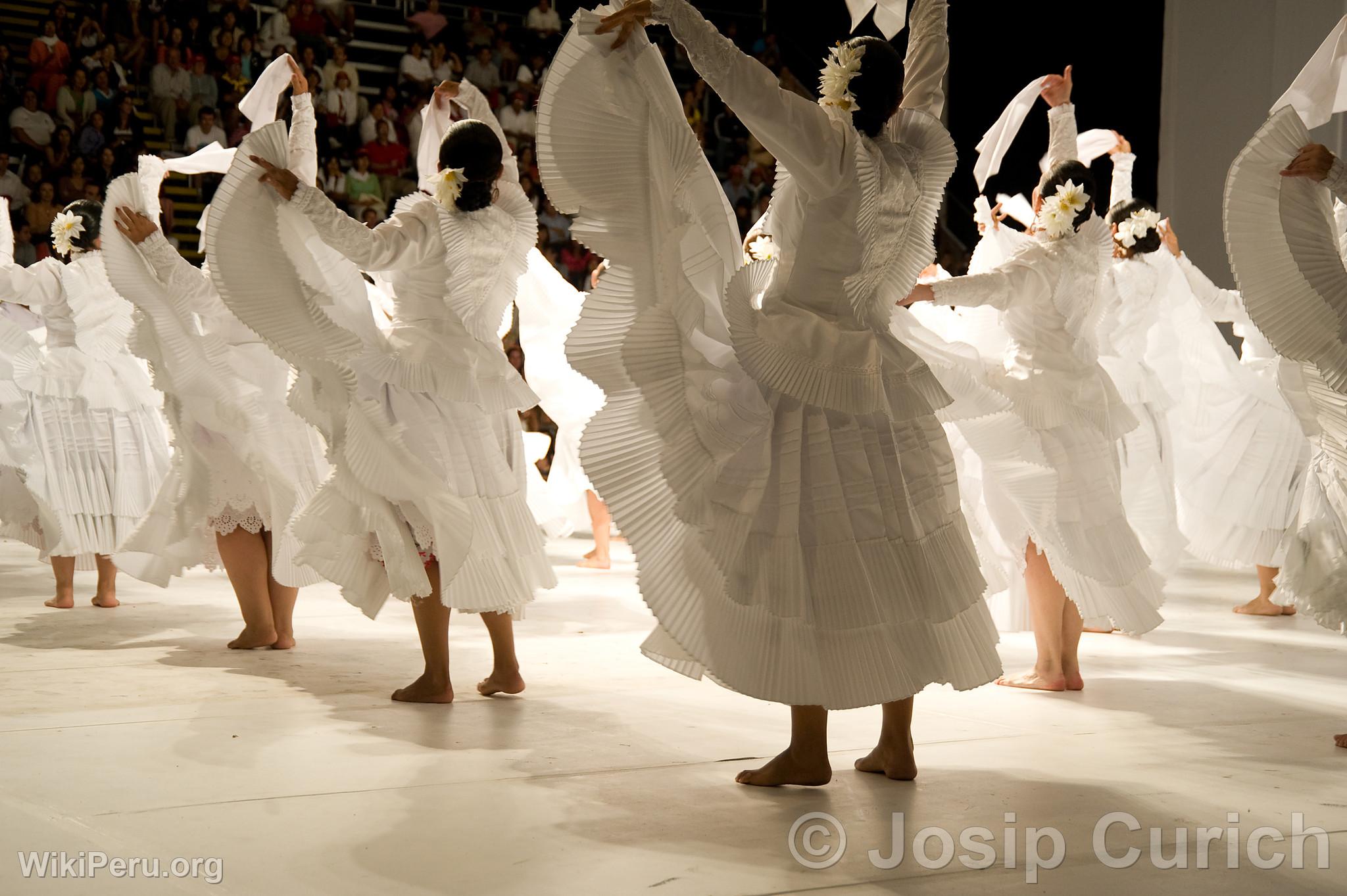 Exposition de danse Marinera