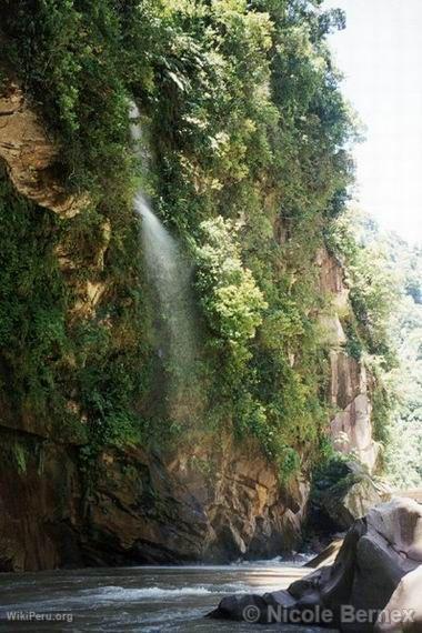 Boquern du Pre Abad. Route vers Pucallpa