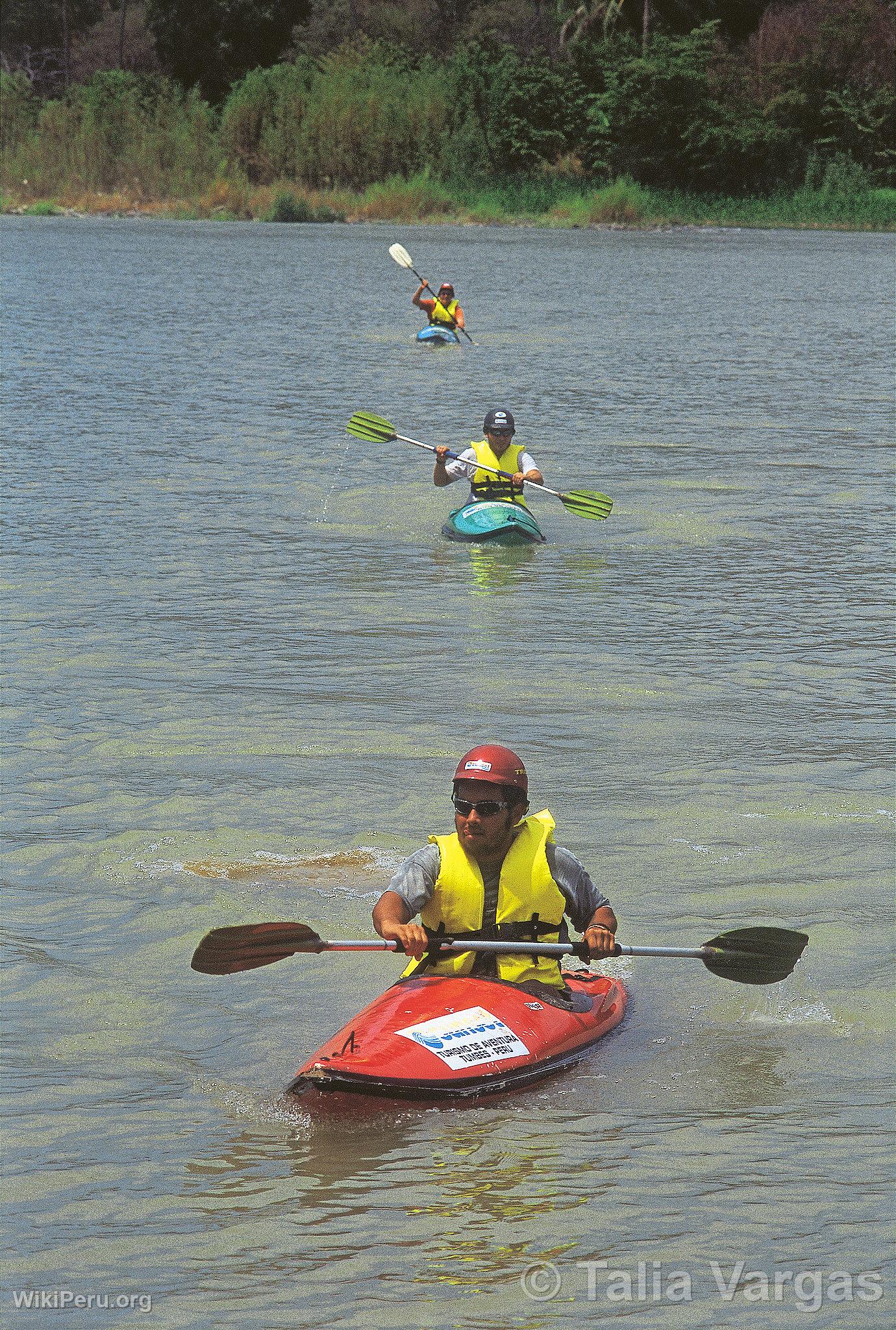 Kayak dans le Ro Tumbes