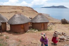 le Tikonata sur le lac Titicaca