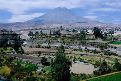 Volcan Misti et campagne d'Arequipa