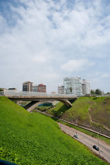 Pont Villena, Lima