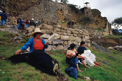 Artisans dans la forteresse de Kulap