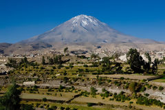 Volcan Misti et campagne d'Arequipa