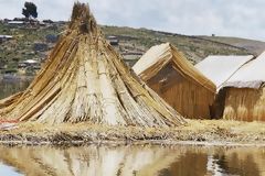 Ile flottante, Uros