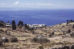 Vue panoramique de l'Ile de Taquile