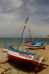 Bateaux sur la plage El uro