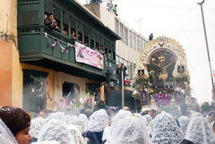 Procession du Seigneur des Miracles