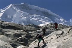 Alpinistes, Cordillre Blanche