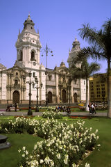 Cathdrale et Place d'Armes, Lima