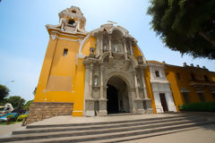 glise Santsima Cruz de Barranco, Lima