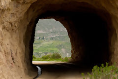 Tunnel dans le Colca