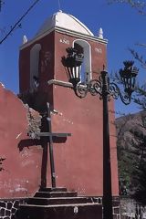 Temple colonial du village de Yacango