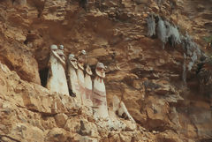 Sarcophages de Karajia