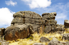 Fort de roches de Sachapite