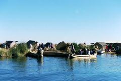 Une le flottante des Indiens Uros