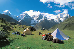 Carhuacocha dans la Cordillre de Huayhuash