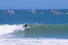 Surf  la plage Cabo Blanco